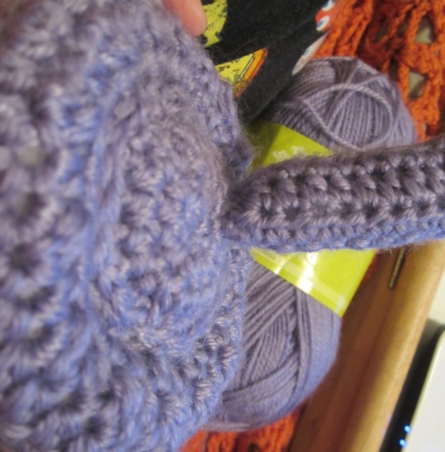 Squiddle leg attachment