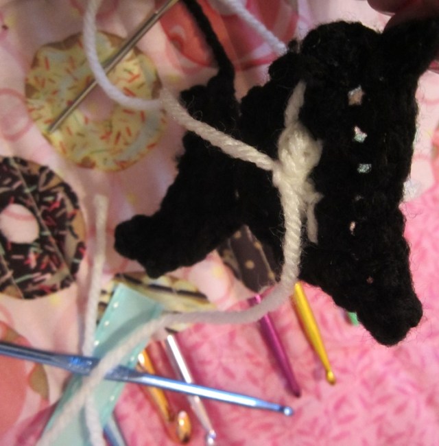 back of pocket kitty face